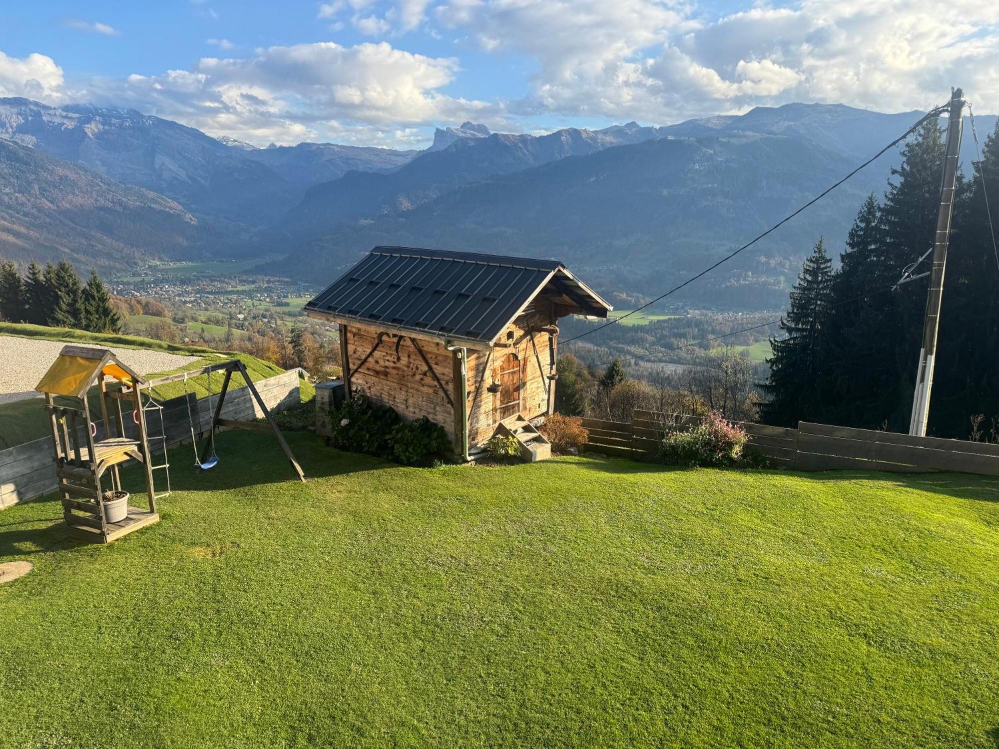 Les Rottes, Bas Ferme Proche Morillon Samoens Avec Spa Verchaix Exterior foto