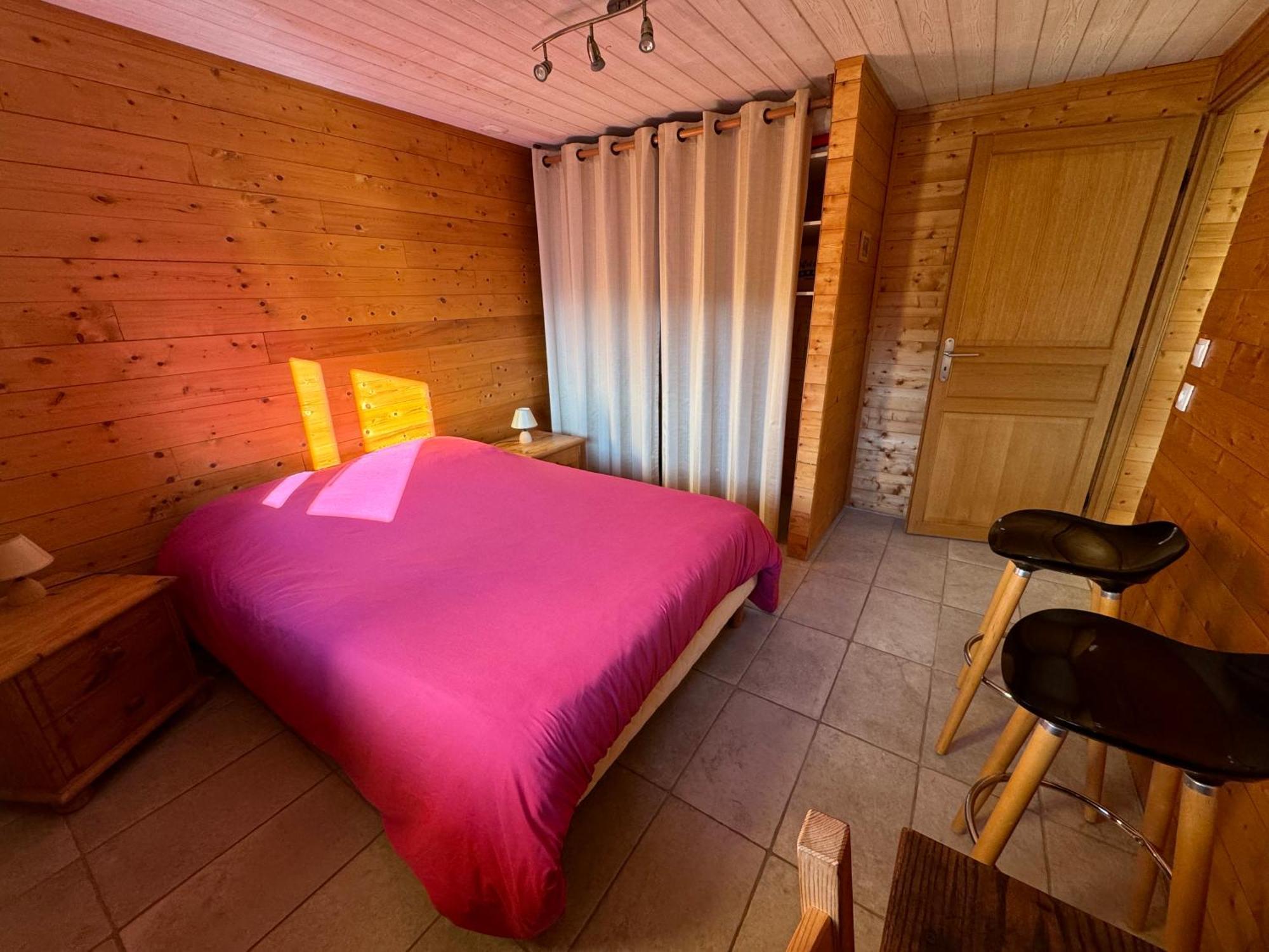 Les Rottes, Bas Ferme Proche Morillon Samoens Avec Spa Verchaix Exterior foto